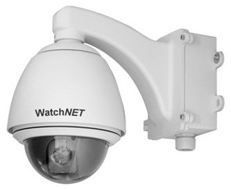 Caméra dôme extérieure Watchnet installée sur un immeuble